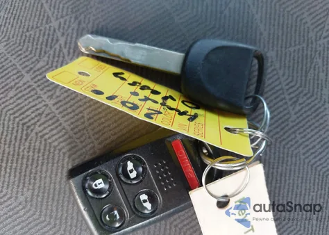 2010 Honda Odyssey Ex z USA, uszkodzony, nr VIN 5FNRL3H4XAB105042